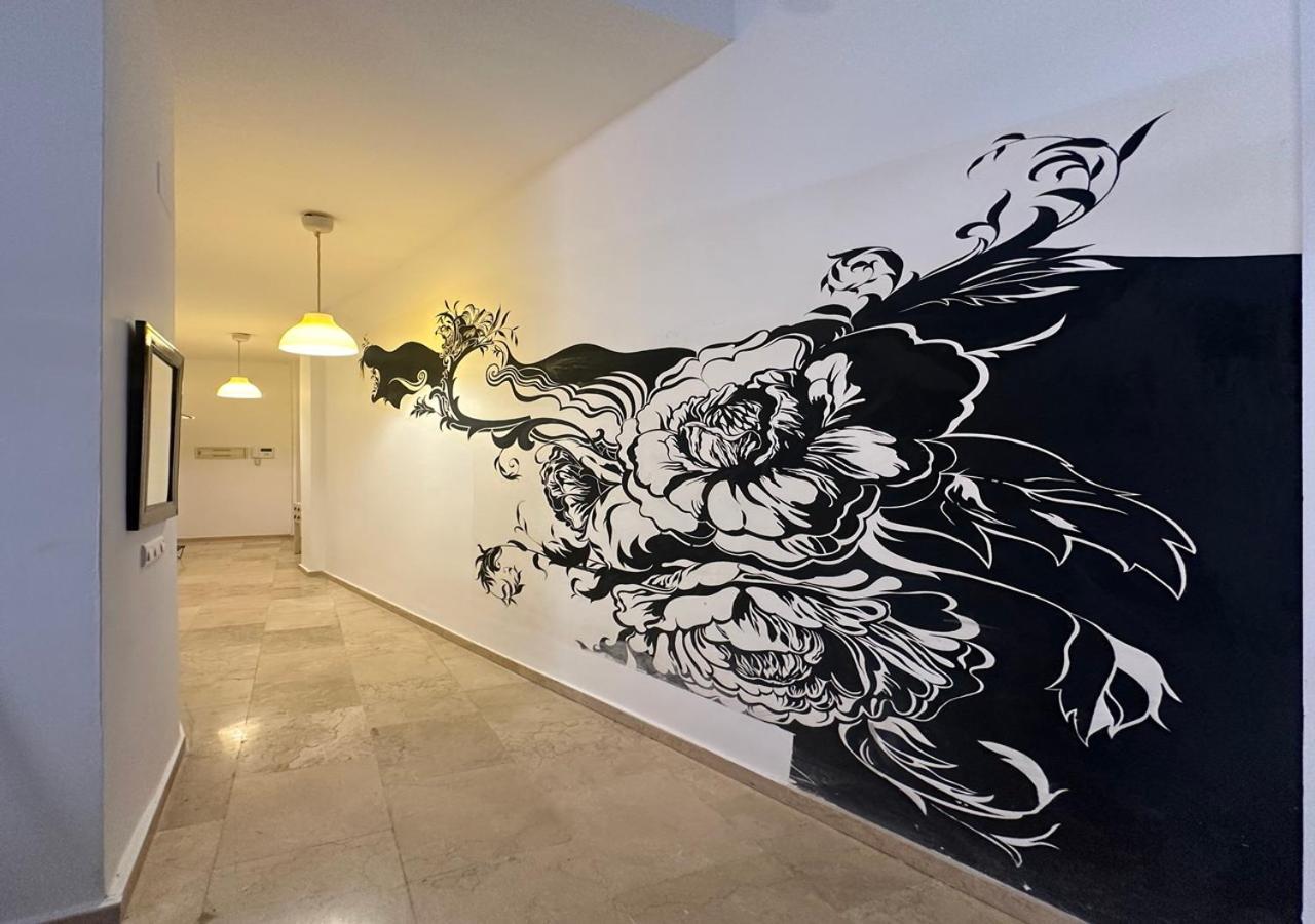 Home Art Refino Малага Екстериор снимка