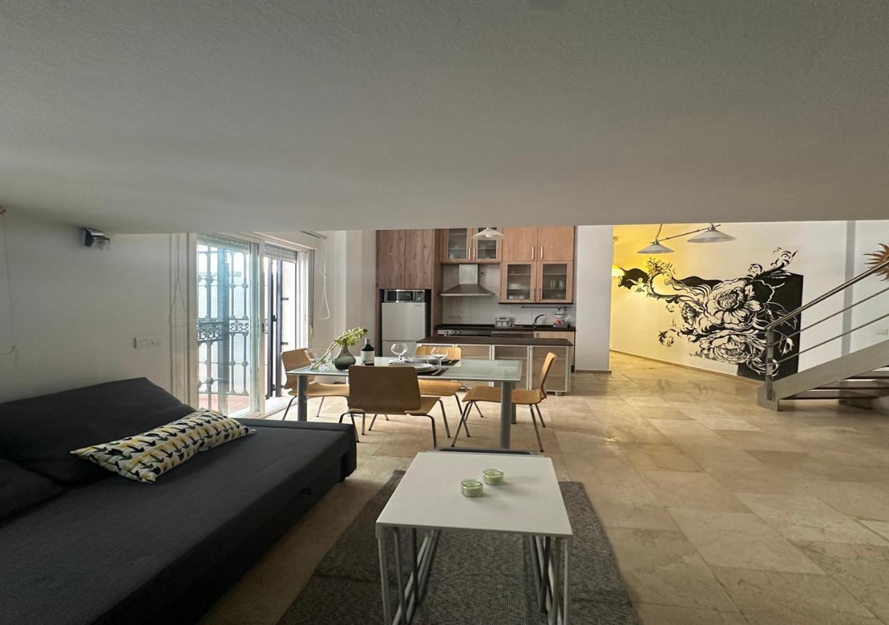 Home Art Refino Малага Екстериор снимка